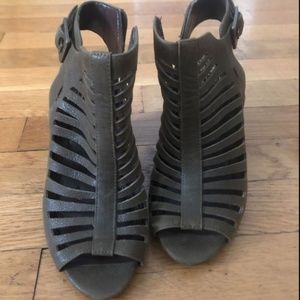 Vince Camuto Heels (never been worn!)